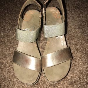 Size 9  Bushnell OTBTs